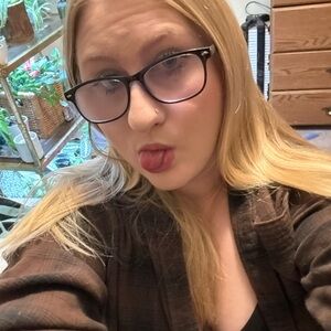 Meet your Posher, Piper